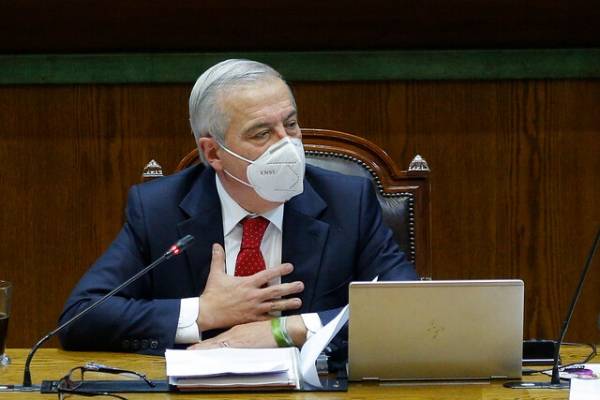 Cámara Baja rechaza acusación constitucional contra Jaime Mañalich