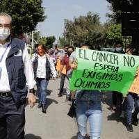 Gobierno de Puebla culpa a Federación por desabasto de medicinas