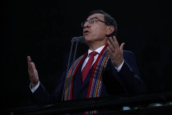 Indignación total en Perú contra el chileno Bascuñán: hasta el presidente Vizcarra lo criticó