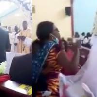 ¡Descarado! Mujer detiene la boda de su propio esposo