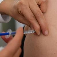 Cofepris alerta por falsificación y venta ilegal de vacunas contra influenza