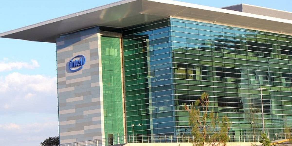 Intel celebra 20 años de la apertura del Guadalajara Desing Center recordando sus más grandes logros