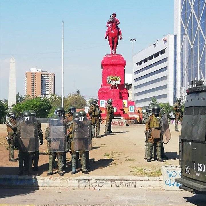 Manifestaciones en Plaza Italia