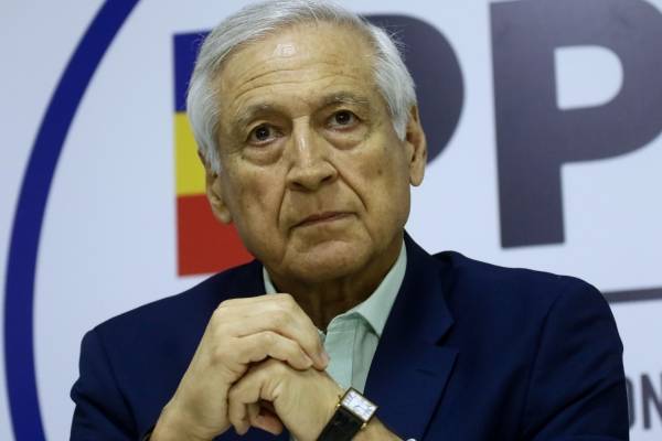 Discurso presidencial por el estallido social: Heraldo Muñoz pidió que ojalá el Presidente pueda "guardar silencio en una ocasión como esta"