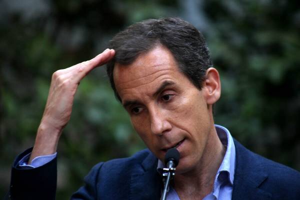 Alcalde Alessandri critica al Gobierno tras incidentes: "Les faltó acción, los vi contemplativos mirando las cámaras de seguridad"