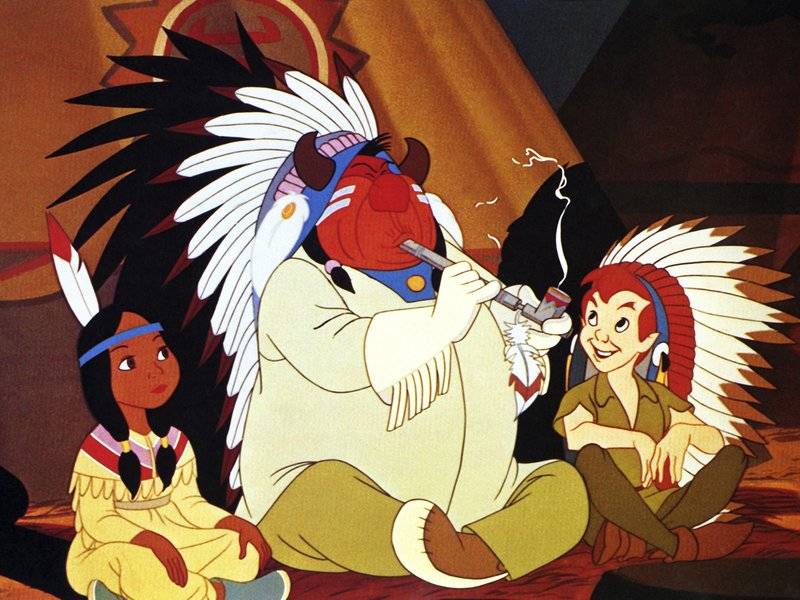 Peter Pan es una de las seis películas clásicas de Disney que cuentan con advertencias por connotaciones racistas. Peter Pan es una de las seis películas clásicas de Disney que cuentan con advertencias por connotaciones racistas.