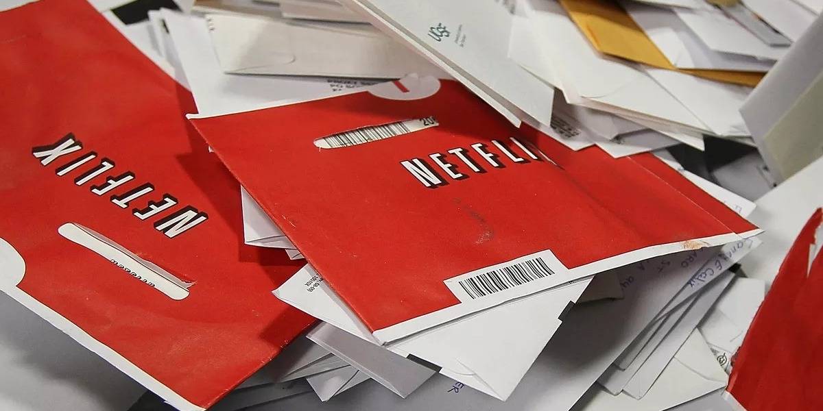 Netflix reporta grandes ganancias rentando películas y series en discos