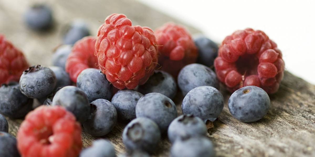 Estudio: dieta rica en flavonoides, presentes en el chocolate o vino tinto, podrÃa ayudar a reducir la presión arterial
