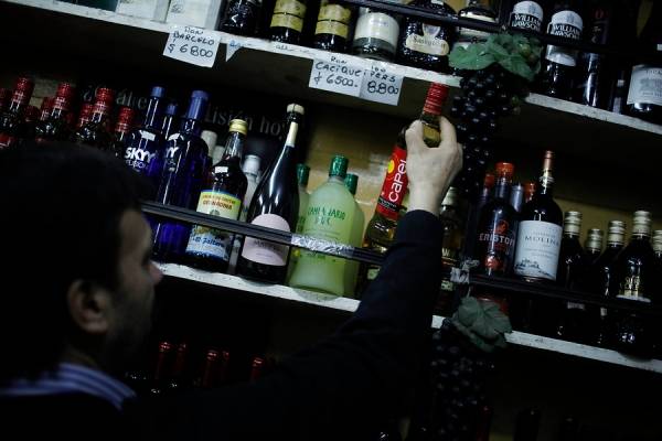 Hay que aperarse: ¿Cuándo parte y cuánto dura la ley seca para el plebiscito constitucional?