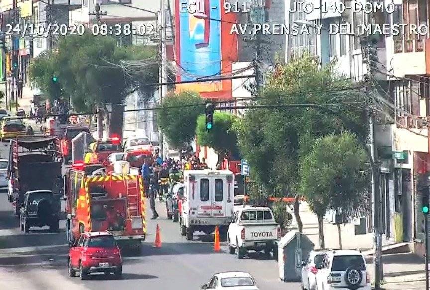 incendio en antigua discoteca en el norte de Quito