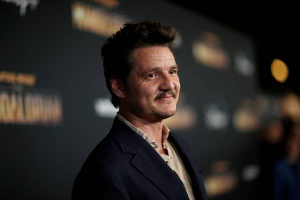 Pedro Pascal protagoniza la portada de Entertainment Weekly y es elegido uno de los "entertainers" del año