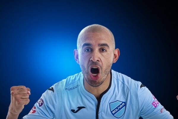 Copa Sudamericana: un ex seleccionador uruguayo, la sensación colombiana y Marcos Riquelme desafían a los equipos chilenos