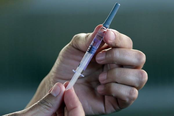 Pfizer anuncia que su vacuna contra el coronavirus alcanzó el 95% de efectividad