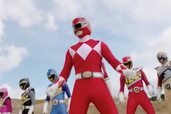 Así se ve Jason, el Ranger rojo, a los 46 años: apareció en los "Power Rangers Beast Morphers" para enfrentar a un nuevo Goldar