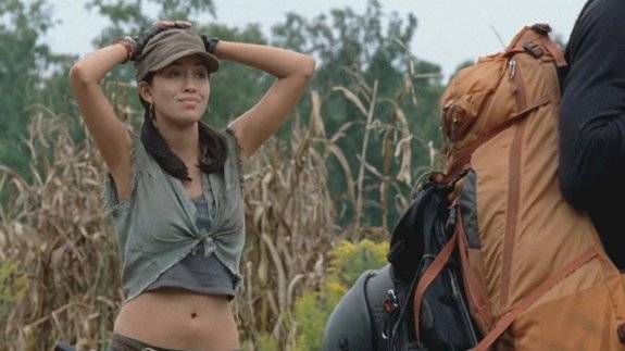 Ella es Christian Serratos, la protagonista de “Selena: la serie” en la serie de Netflix