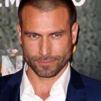 "Esta foto estaba bajo llave": Actor de El señor de los cielos comparte imagen inédita junto a Rafael Amaya