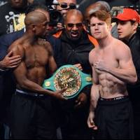 Floyd Mayweather coloca al "Canelo" Álvarez como el segundo mejor libra por libra