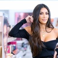 Kim Kardashian lidera el episodio final de “KUWTK” en medio del drama con Kanye West