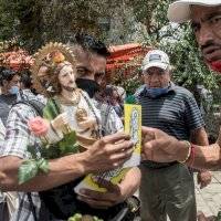 Aglomeración en San Hipólito pone en alerta por celebraciones en Basílica