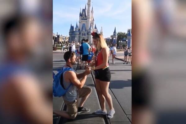 Guerra de sorpresas en este video: el hombre le pide matrimonio y la mujer le responde que está embarazada