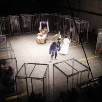 El teatro vuelve a Sao Paulo con cabinas de plástico para sus espectadores