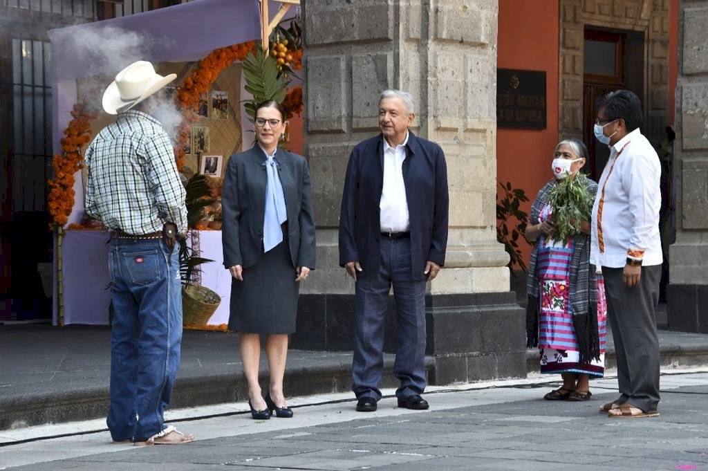 Ofrendas en Palacio Nacional