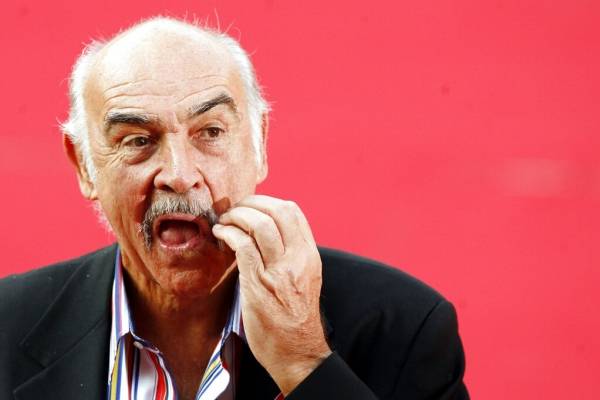 La historia de vida de Sean Connery: dejó la escuela a los 13 años, fue lechero y candidato a Mr. Universo