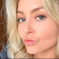 Angelique Boyer es una diosa luciendo un vestido de malla roja con mini cristales bordados