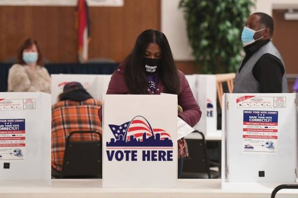 Biden y Trump ganan sus primeros Estados durante las elecciones presidenciales