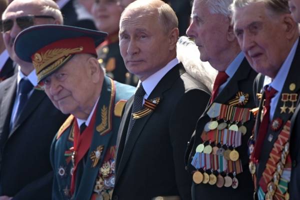 Parlamentarios de Rusia piden ampliar la inmunidad de Putin durante toda su vida