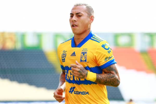 Su noveno club: Eduardo Vargas se reencontrará con Jorge Sampaoli en Atlético Mineiro