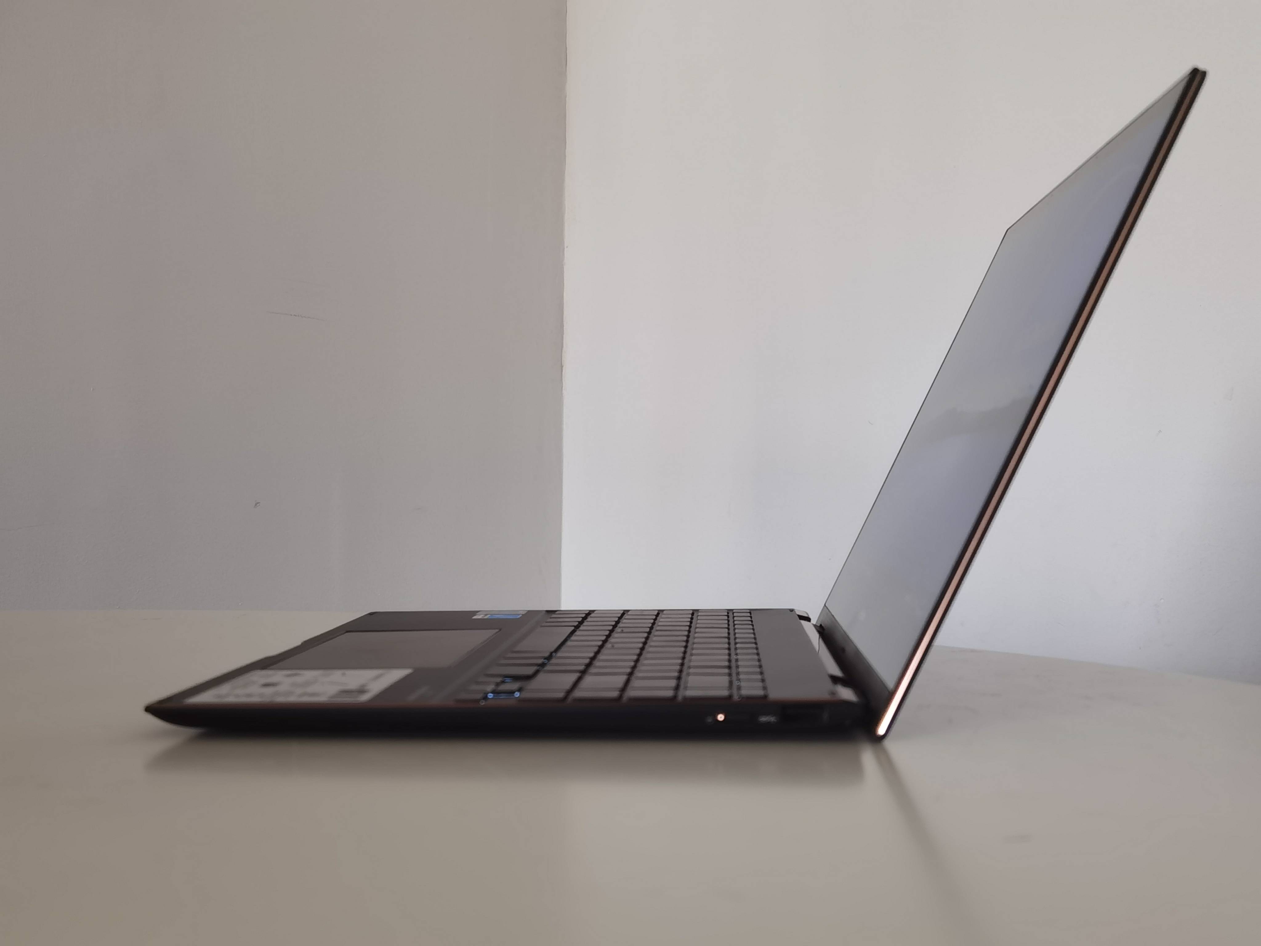 Asus Zenbook Flip S