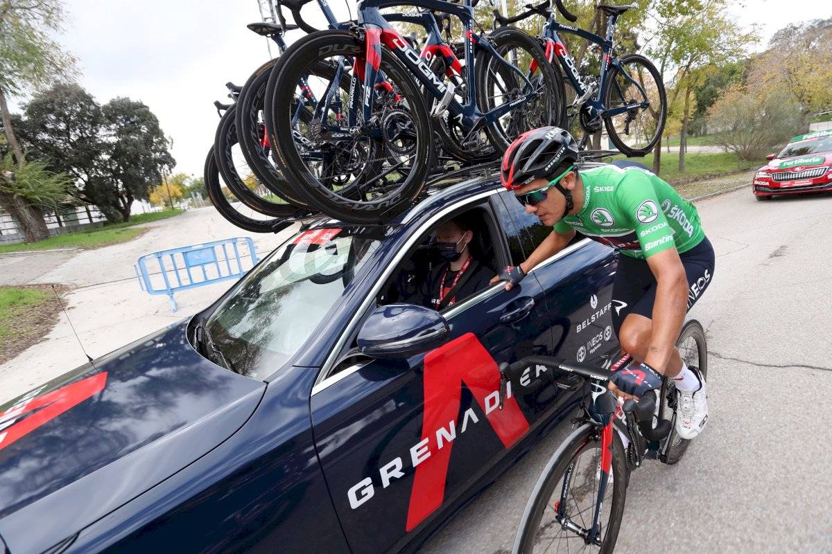 El ecuatoriano Richard Carapaz (Ineos), durante la última etapa de la 75 Vuelta a España, Hipódromo de la Zarzuela-Madrid, sobre un recorrido de 124,2 km.