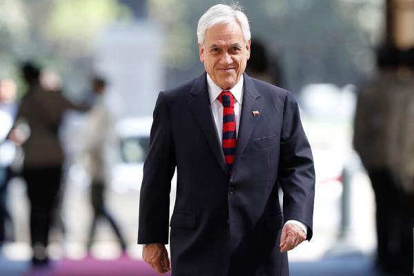 Piñera tras anuncio de Pfizer: "Esperamos poder iniciar nuestro programa de vacunación en los primeros meses del próximo año"