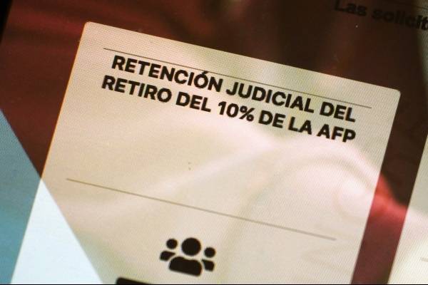 Cifras de país subdesarrollado: en 5 días Poder Judicial registra 155.577 solicitudes de retención de segundo 10%