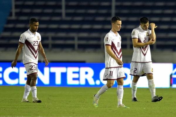 Venezuela confirma dos bajas por coronavirus en el próximo duelo ante Chile por eliminatorias