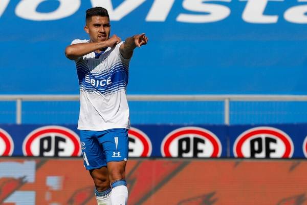 Pinares y su emotiva despedida para los hinchas de la UC: "Gracias por hacerme sentir como en casa"