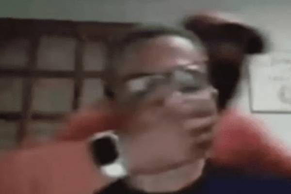 Asaltan a profesor en plena clase por Zoom: policía detiene a ladrones tras ser alertados por los alumnos