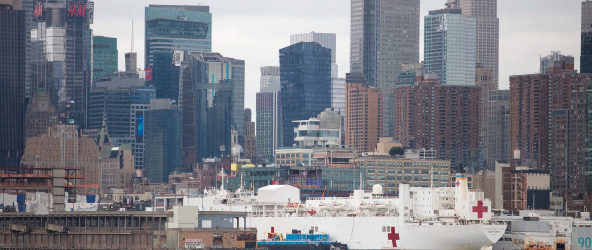  Barcos para el tratamiento del coronavirus en Nueva York. 