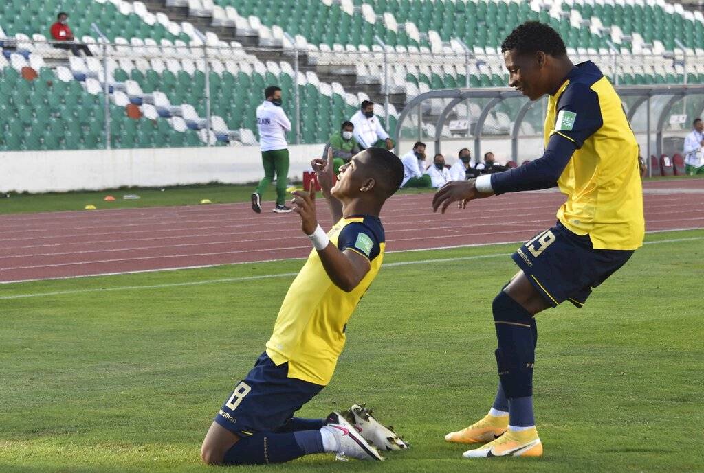 Ecuador ganó 3-2 sobre Bolivia