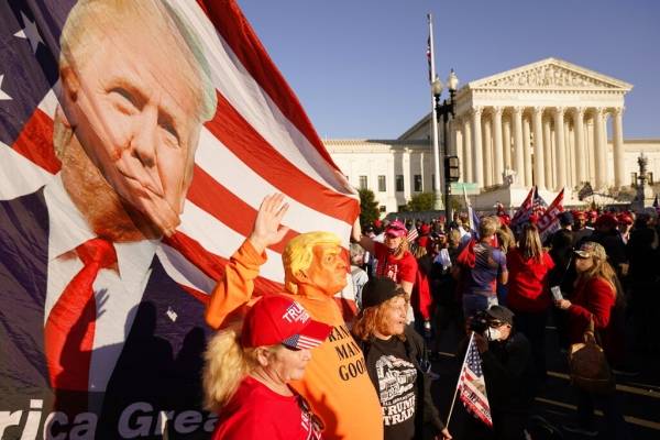 Estados Unidos: violenta protesta a favor de Donald Trump deja heridos y detenidos