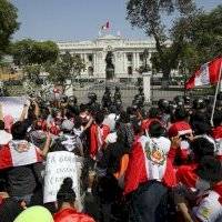 Congreso de Perú elige a Francisco Sagasti como nuevo presidente interino