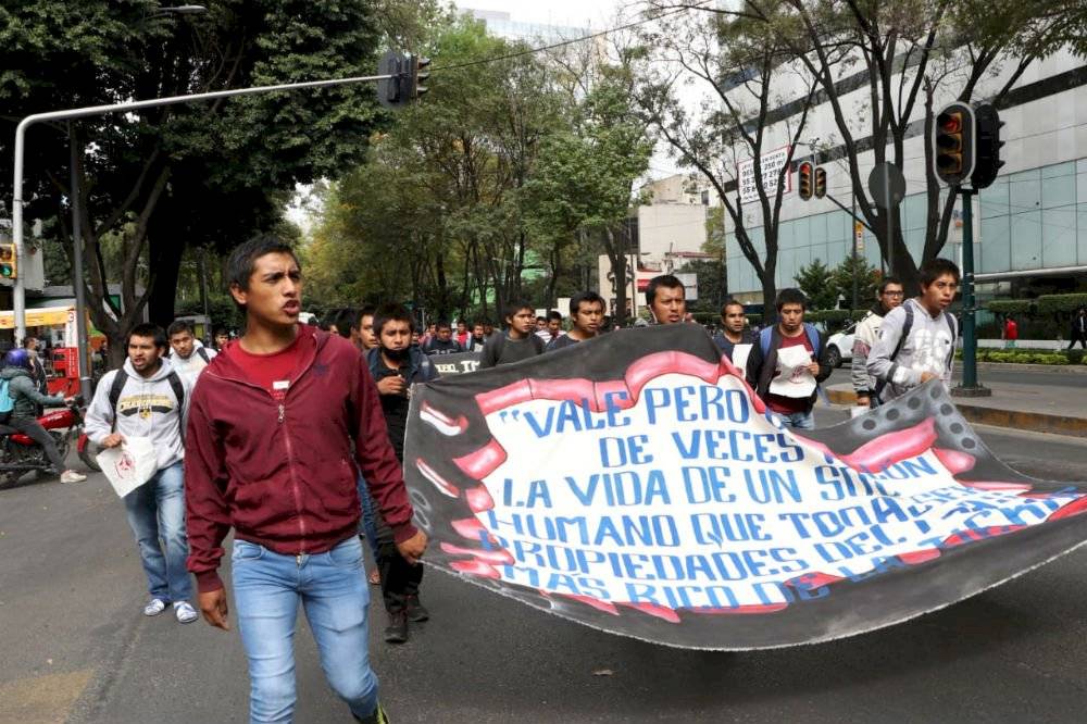Marcha de normalistas