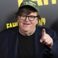 La sensible y esperanzadora carta abierta de Michael Moore a Joe Biden