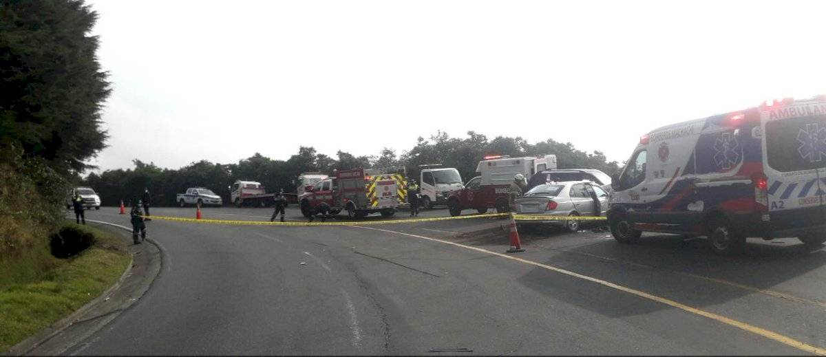ECU 911 coordinó atención de heridos por siniestro de tránsito en la vía Alóag – Santo Domingo