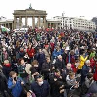 Protestan en Berlín contra las restricciones de la pandemia