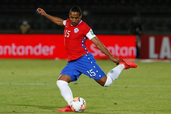 "Ven a sufrir con nosotros": Beausejour desclasifica el diálogo que tuvo con Rueda para volver a la Roja