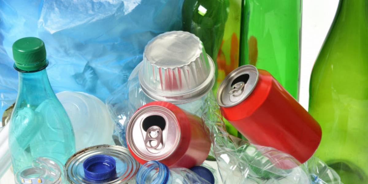 Estudio revela que las botellas de vidrio son mucho peor que las de plástico y argumentan dos razones en especial