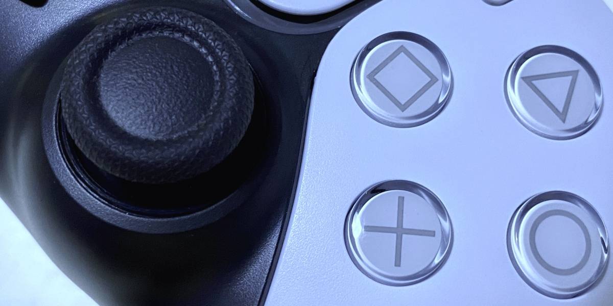 Tiempo después, la experiencia con el DualSense, el control de la PS5
