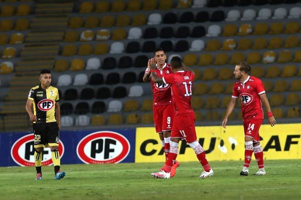 Unión La Calera derrota de visita 2-1 a Coquimbo Unido y alcanza a la UC en la punta de la tabla